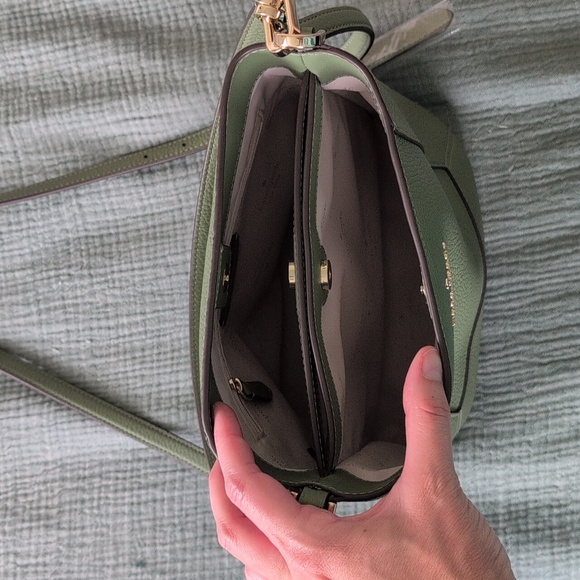 Kate Spade Bucket Bag - Picture 5 of 7